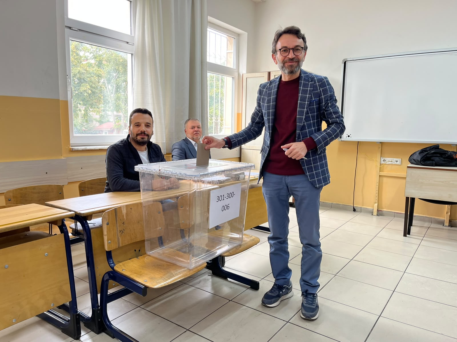 Eğitim Bir-Sen Afyonkarahisar’da delege seçimleri tamamlandı: “Tek yürek olduk” 1 Eğitim Bir-Sen Afyonkarahisar’da delege seçimleri tamamlandı: “Tek yürek olduk”