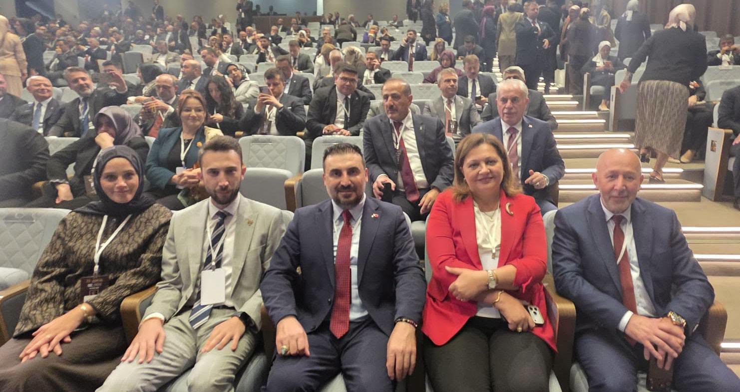AK Parti Afyon teşkilatı Reis’le buluştu
