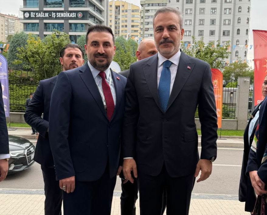 AK Parti Afyon teşkilatı Reis’le buluştu