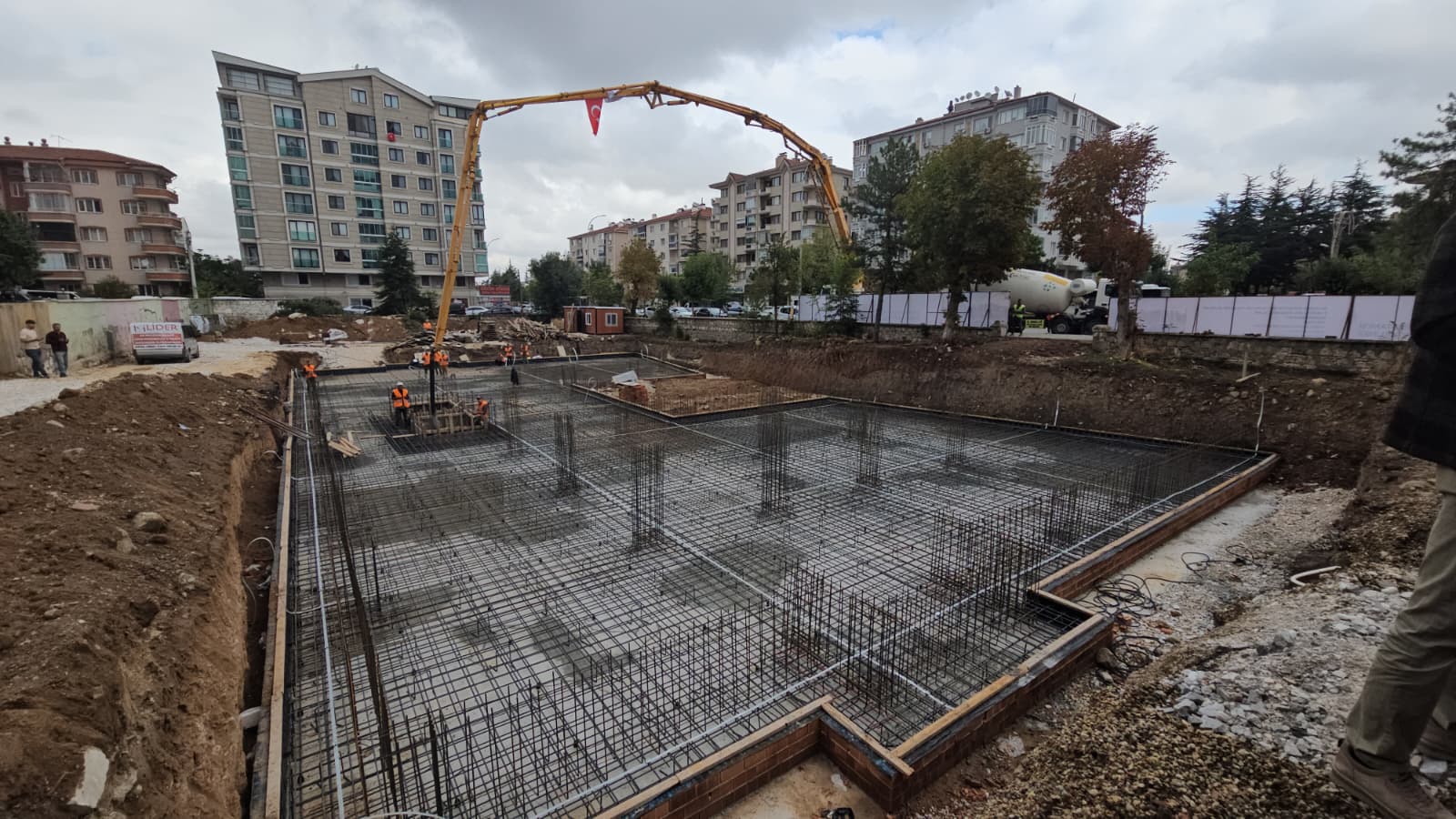 Devlet Hastanesi İsmail Kumartaşlı Semt Polikliniği’nin temeli atıldı 4 Devlet Hastanesi İsmail Kumartaşlı Semt Polikliniği’nin temeli atıldı