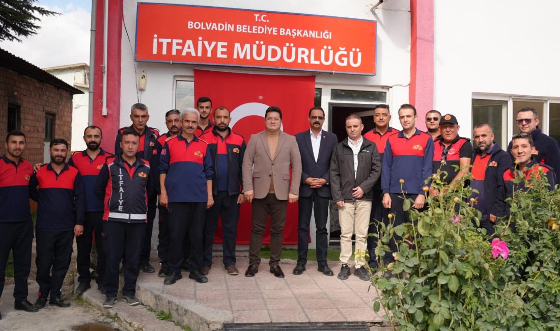 Bolvadin Belediye Başkanı Derviş Aynacı, İtfaiye Haftası dolayısıyla Bolvadin Belediyesi