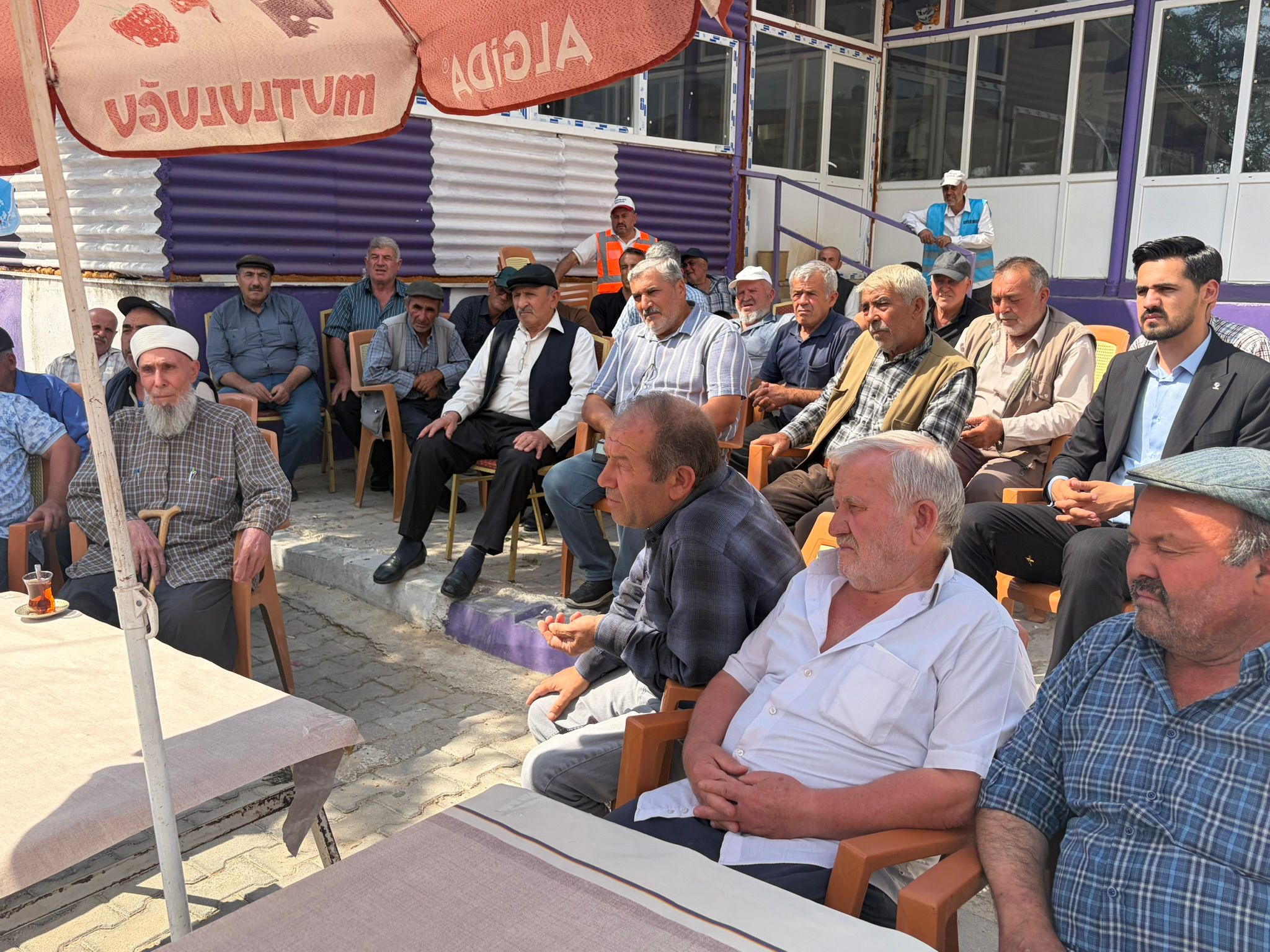 Yurdunuseven, köy köy geziyor