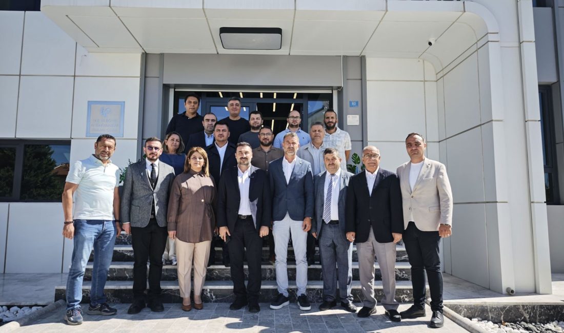 AK Parti Afyonkarahisar İl Başkanı Özgür Kavak, 25 Eylül Dünya