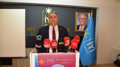 İYİ Parti Afyonkarahisar İl Başkanı Muhammet Mısırlıoğlu, Konya karayolu Çay