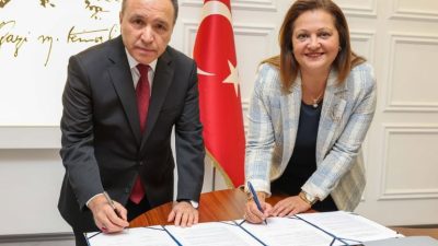 Afyonkarahisar Belediye Başkanı Burcu Köksal, Afyon Kocatepe Üniversitesi öğrencilerine yönelik