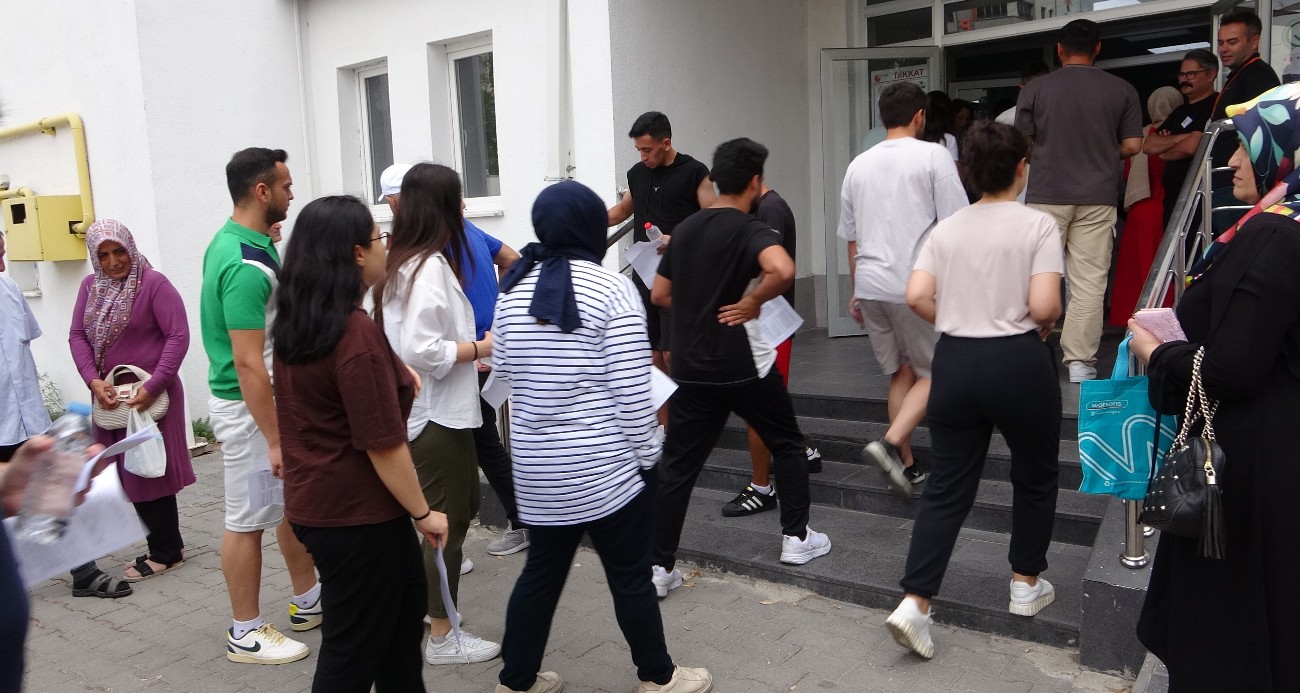 1 milyon 708 bin 329 aday başvurduğu Kamu Personeli Seçme