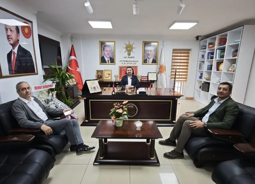 AK Parti Afyonkarahisar İl Başkanı Dr. Özgür Kavak, gençliğe yönelik
