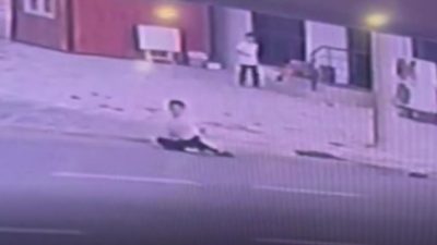  Afyonkarahisar'da aniden yola fırlayan ve otomobilin çarptığı 13 yaşındaki çocuğun