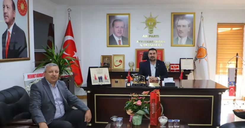 AK Parti Afyonkarahisar İl Başkanı Dr. Özgür Kavak, göreve başlamasının