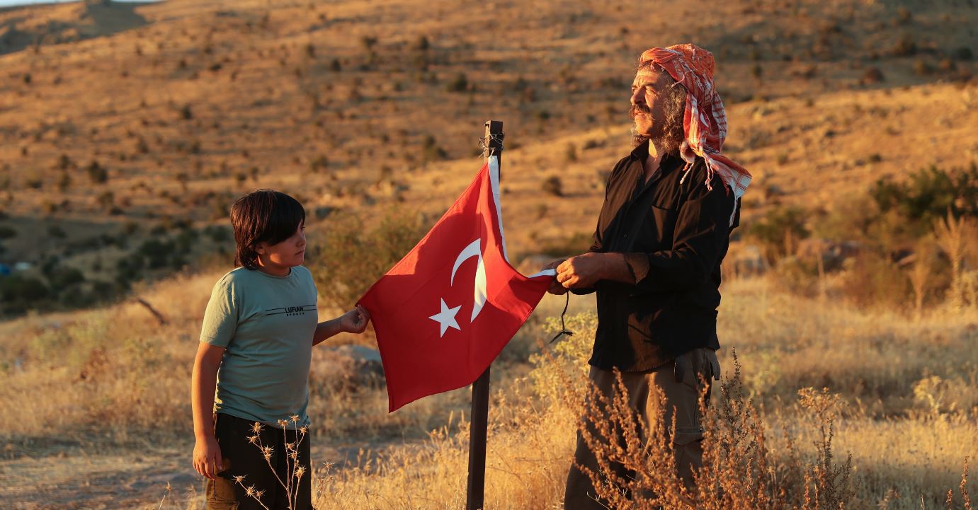 Afyonkarahisar'ın yaylalarında yaşayan, "Pala Dayı" olarak da bilinen İsmail Dadak