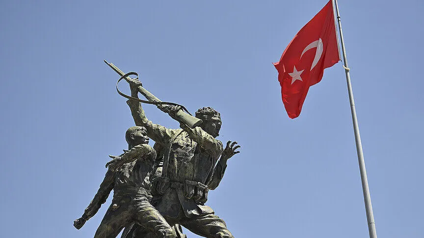 Başkomutan Gazi Mustafa Kemal Atatürk'ün önderliğinde 22 gün süren yoğun