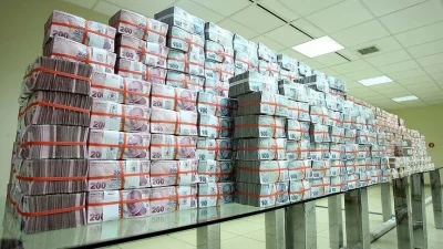 Yeni OVP döneminde ekonomi yönetimi, yabancı para mevduatın cazibesini azaltmaya,