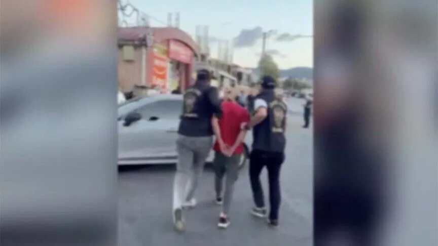 İstanbul'da 17 eyleme karıştığı tespit edilen suç örgütüne yönelik operasyonda