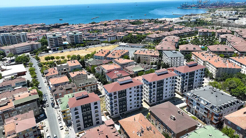 Yarısı Bizden kampanyasının süresinin uzatılmasının İstanbul'da kentsel dönüşümü hızlandıracağını belirten