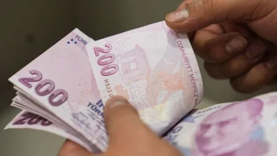 Türk lirasıyla dış ticaret hacmi, ocak-ağustos döneminde geçen yılın aynı