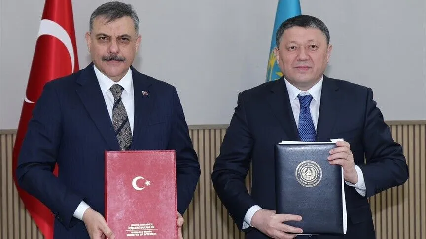 Kazakistan ve Türkiye, iki ülke topraklarında yasal dayanağı olmadan bulunan