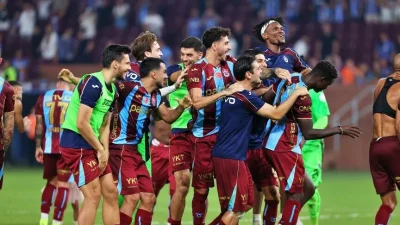 Bordo-mavili ekip, Süper Lig’de 55 hafta sonra en farklı galibiyetini
