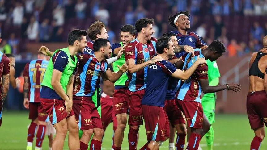 Bordo-mavili ekip, Süper Lig’de 55 hafta sonra en farklı galibiyetini