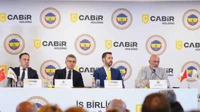 Fenerbahçe Kulübü ile Cabir Holding arasında sponsorluk anlaşması yapıldı.
