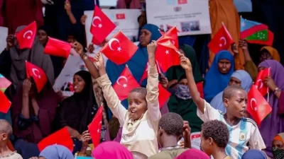 Somalililer, Türkiye’nin Somali’ye verdiği desteğe teşekkür etmek amacıyla ülkenin farklı
