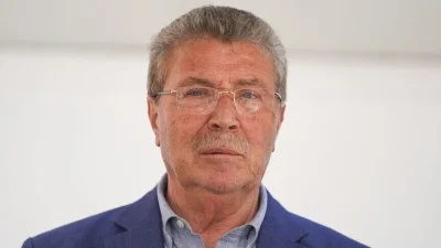 Kuzey Kıbrıs Türk Cumhuriyeti (KKTC) Başbakanı Ünal Üstel, Girne açıklarında