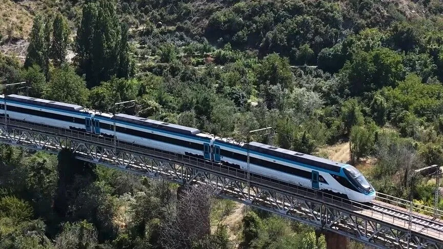 Ulaştırma ve Altyapı Bakanı Uraloğlu, Türkiye'nin ilk yerli ve milli
