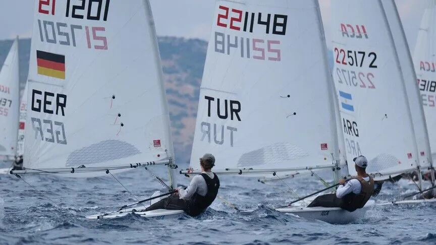 Muğla'nın Bodrum ilçesinde düzenlenen "2026 ILCA Avrupa Kupası" yelken yarışları,