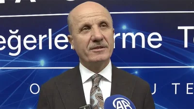 Prof. Dr. Özvar, yurt içi veya yurt dışında lisans eğitimini