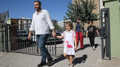 Sağlık Bakanlığı, yaz tatilinin ardından çocuklar ve gençlerin okula dönüş