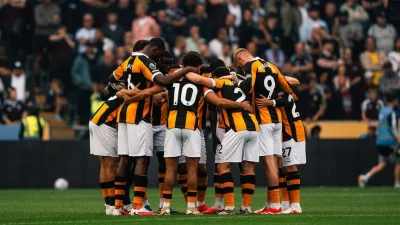 İngiltere Premier Lig ekiplerinden Hull City'nin kaleci antrenörü Erbil Bozkurt,