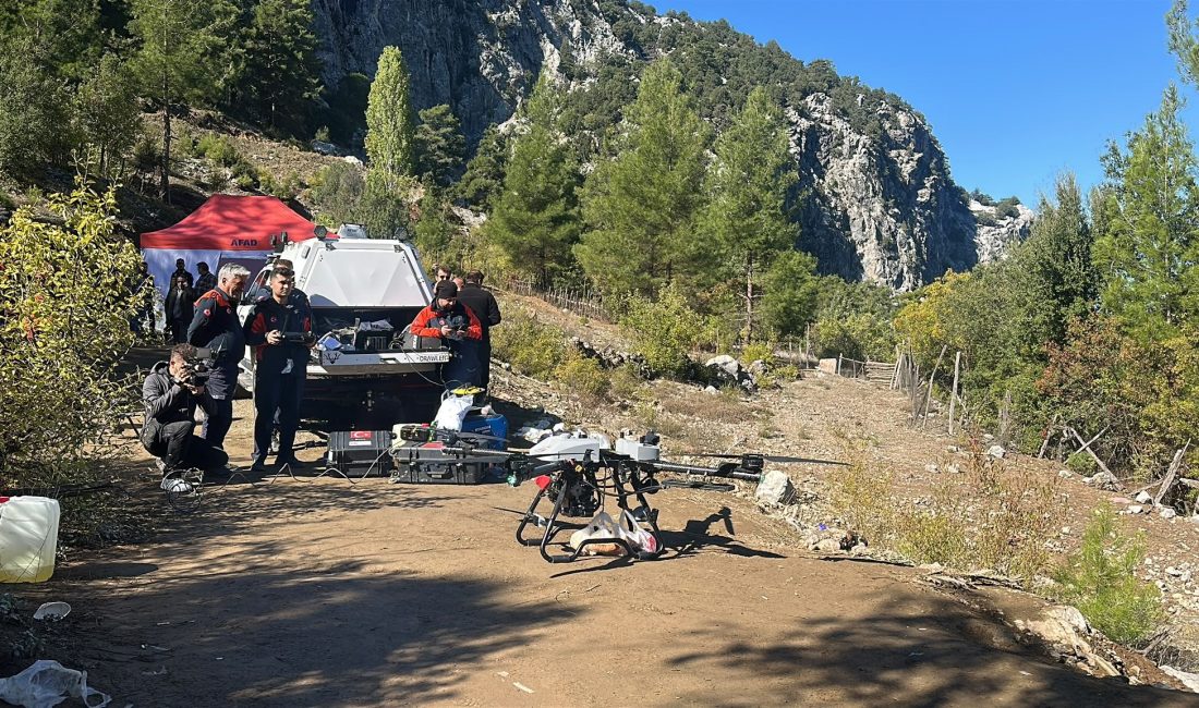 Isparta'nın Sütçüler ilçesindeki Yazılı Kanyon'da mahsur kalan 3 İHH gönüllüsünün