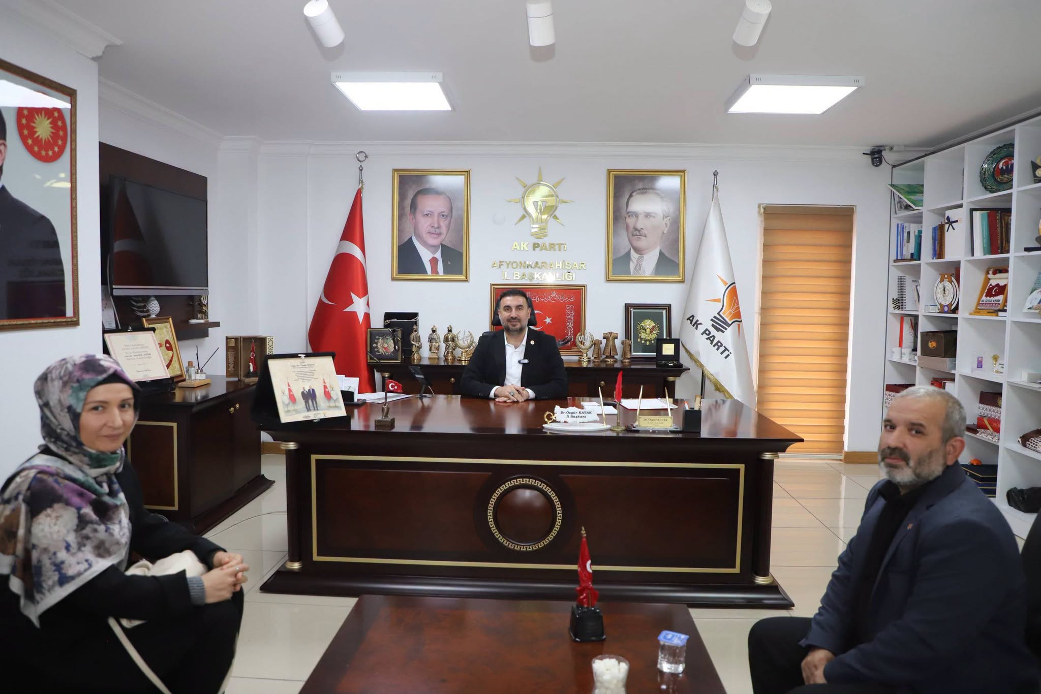 Özgür Kavak’a hayırlı olsun ziyaretleri sürüyor