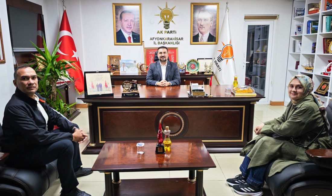 AK Parti Afyonkarahisar İl Başkanı Özgür Kavak, Cuma gününe parti