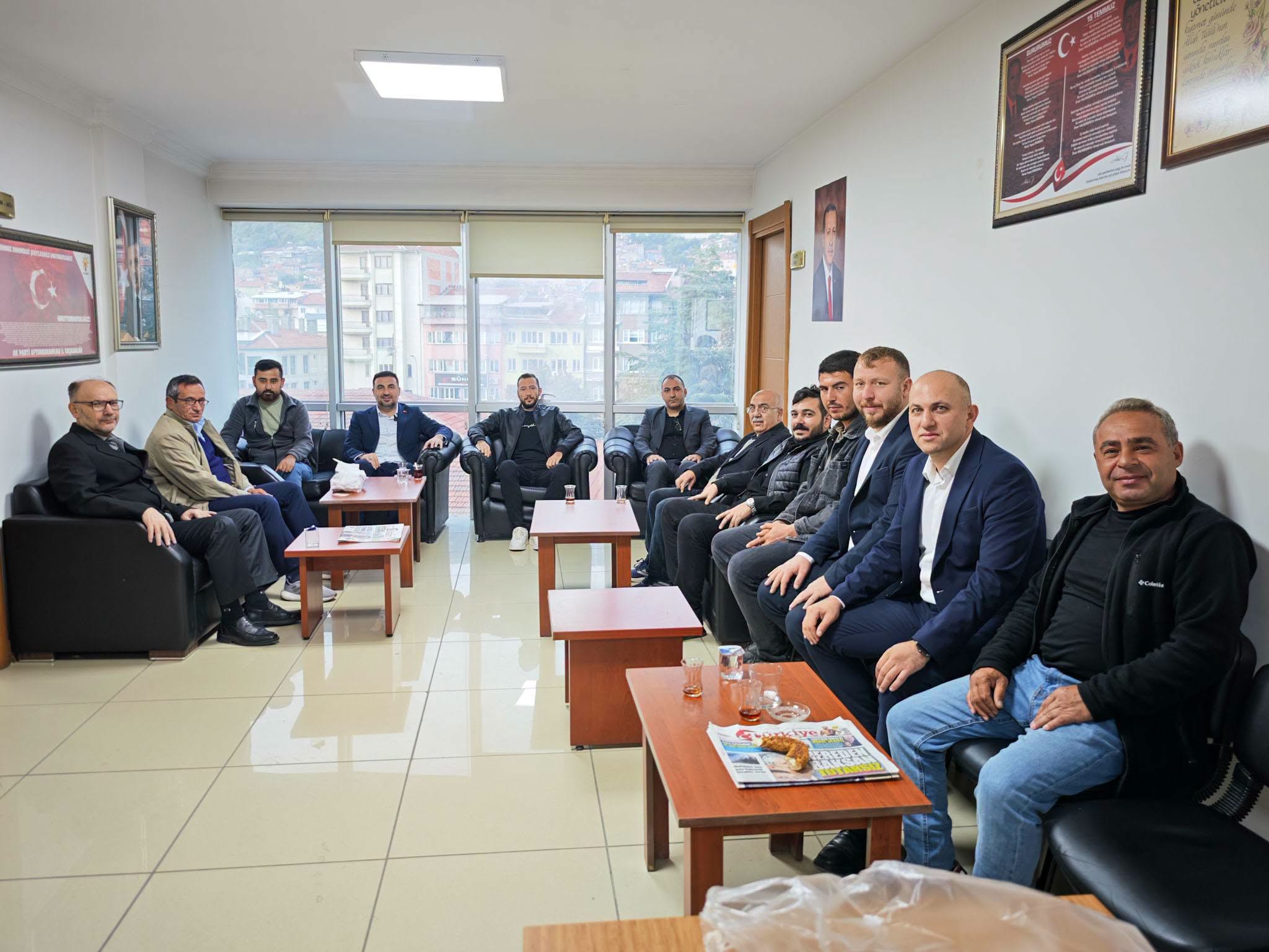  AK Parti Afyonkarahisar İl Başkanı Özgür Kavak, il başkanlığı