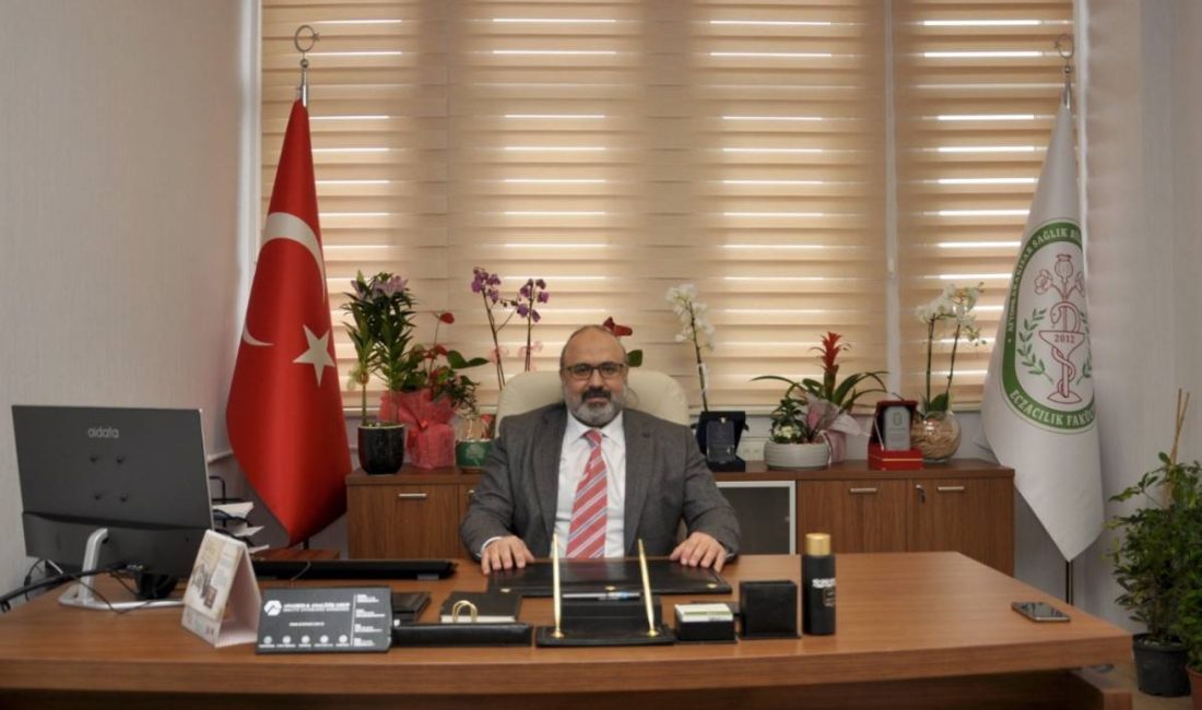 Afyonkarahisar Sağlık Bilimleri Üniversitesi (AFSÜ) Eczacılık Fakültesi Dekan Vekili Prof.