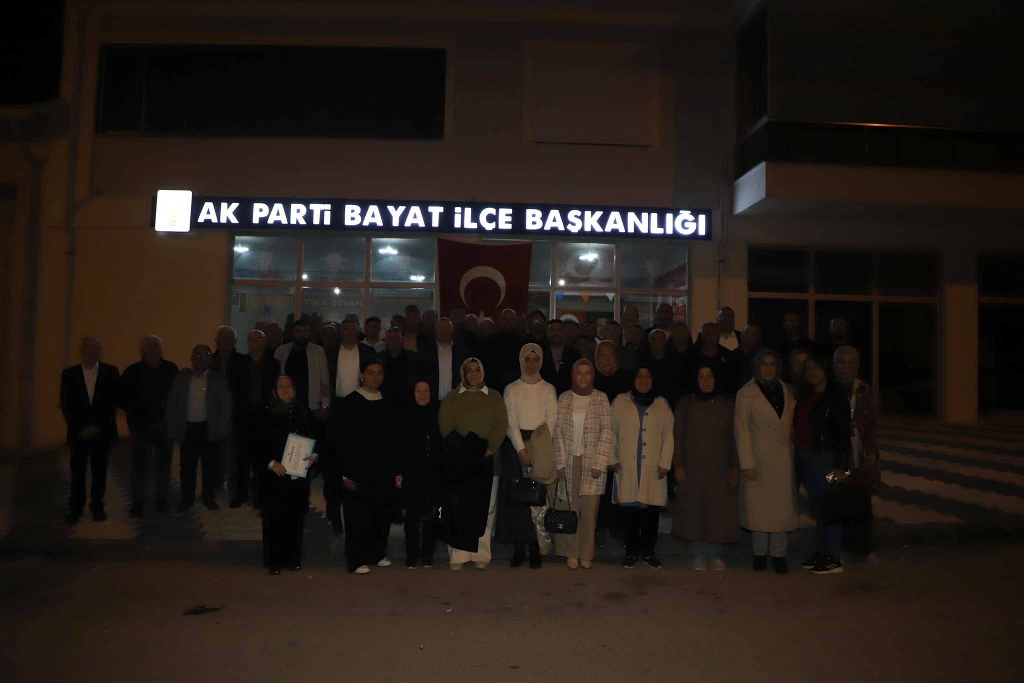 AK Parti Bayat’ta teşkilat buluşması 9 AK Parti Bayat’ta teşkilat buluşması
