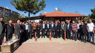 AK Parti Afyonkarahisar İl Başkanı Dr. Özgür Kavak ve beraberindeki
