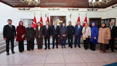 AK Parti Genel Merkez Kadın Kolları Başkanı ve İstanbul Milletvekili