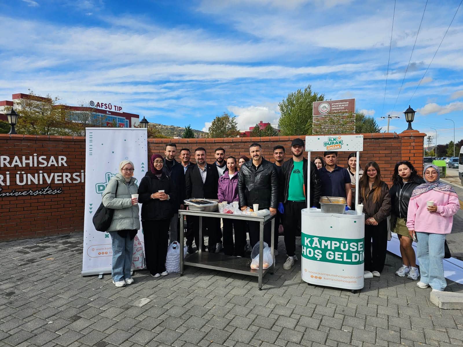AK Parti’den AFSÜ öğrencilerine çorba ikramı