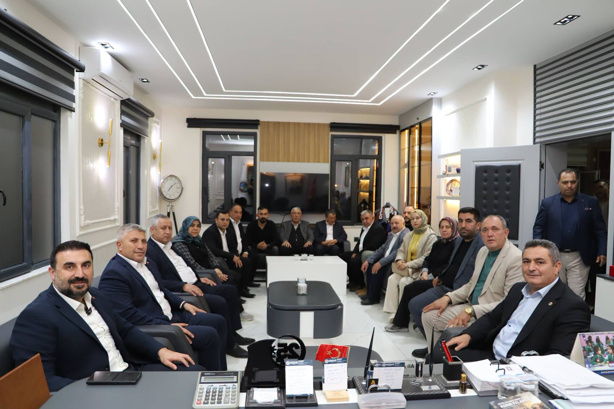 AK Parti’den Çobanlar’a çıkarma
