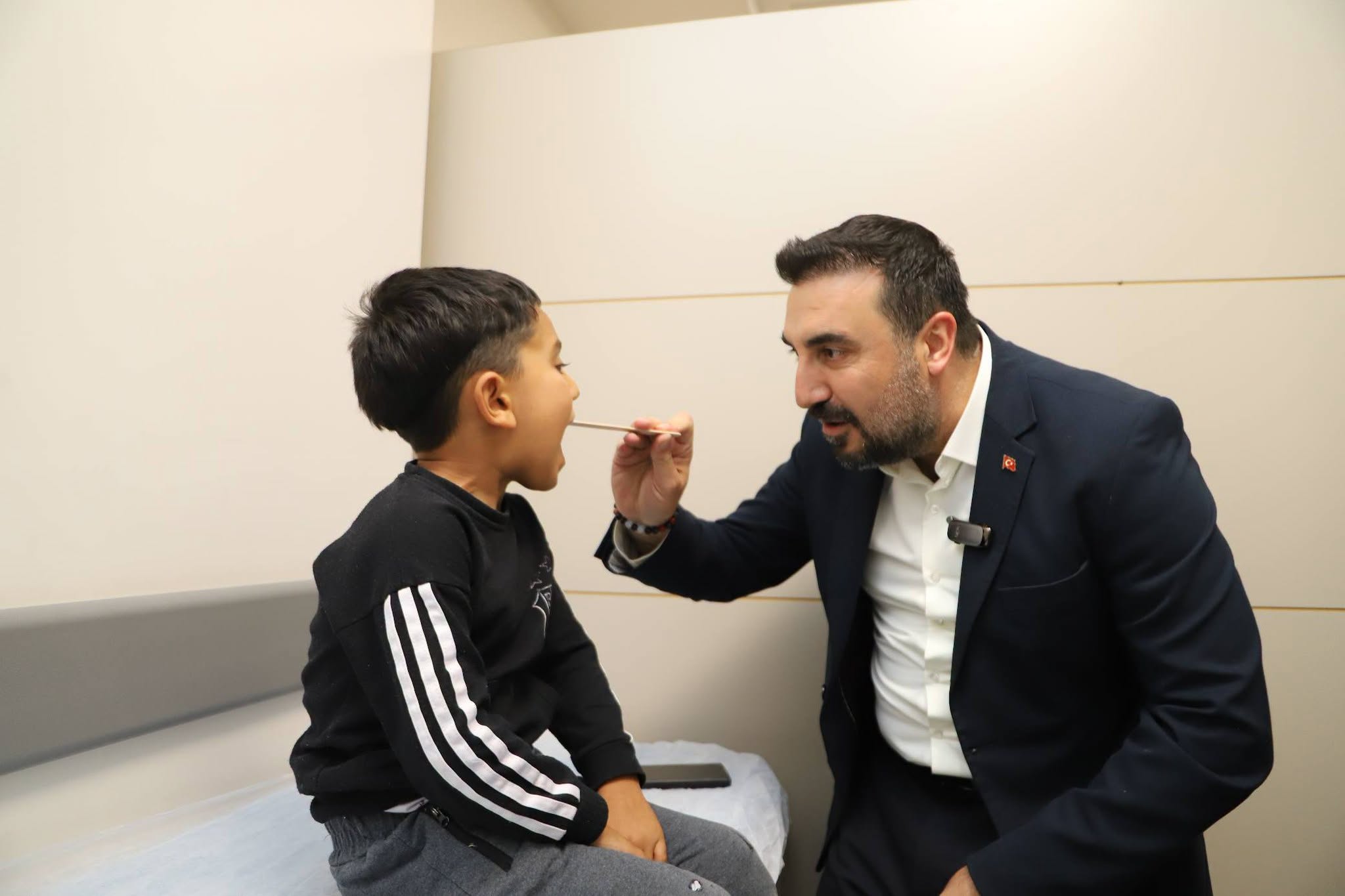AK Parti’den Çobanlar’a çıkarma