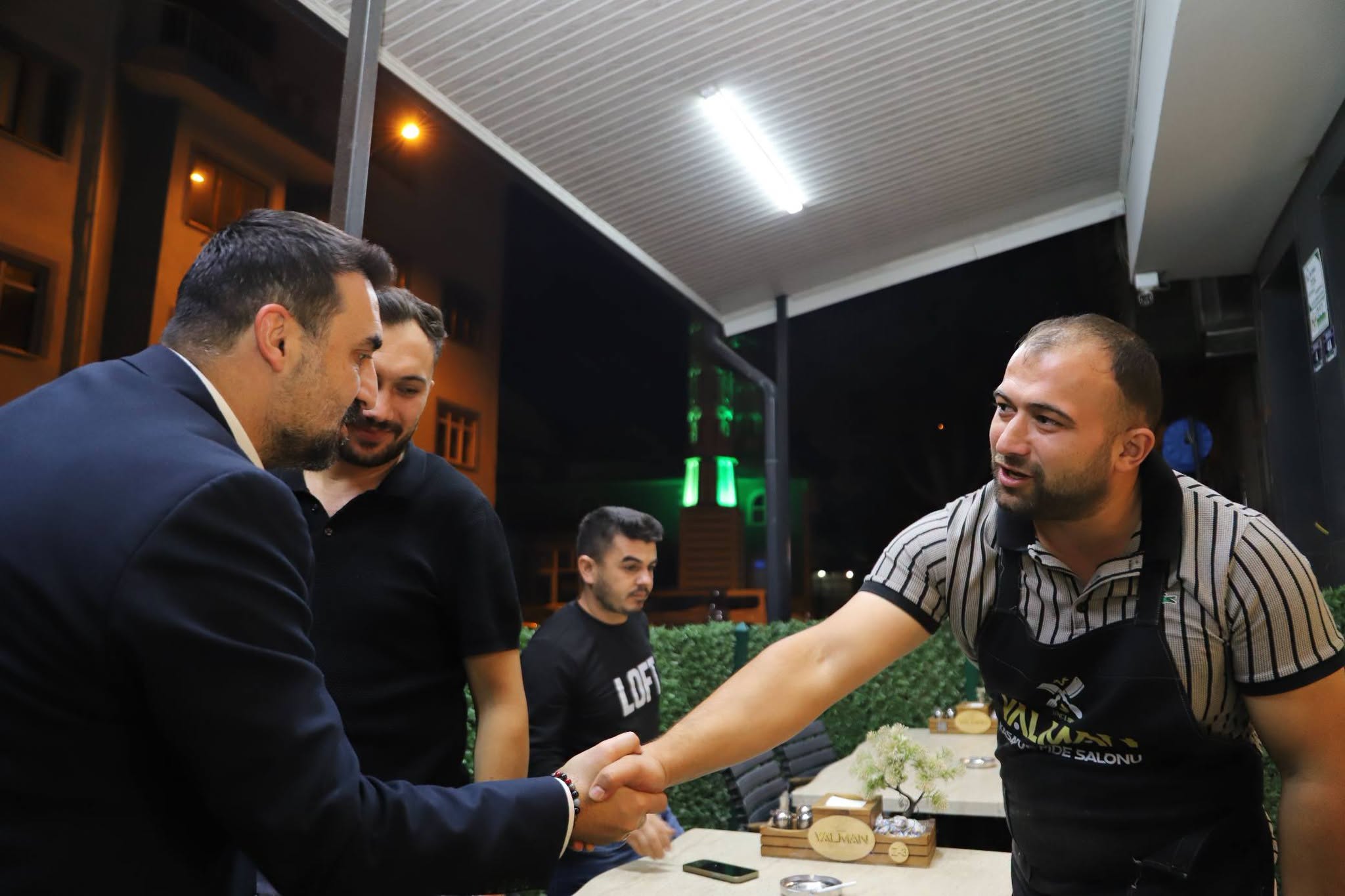 AK Parti’den Çobanlar’a çıkarma