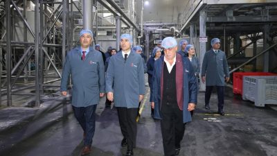 Afyonkarahisar Valisi Dr. Naci Aktaş ve eşi Nagihan Aktaş, Emirdağ