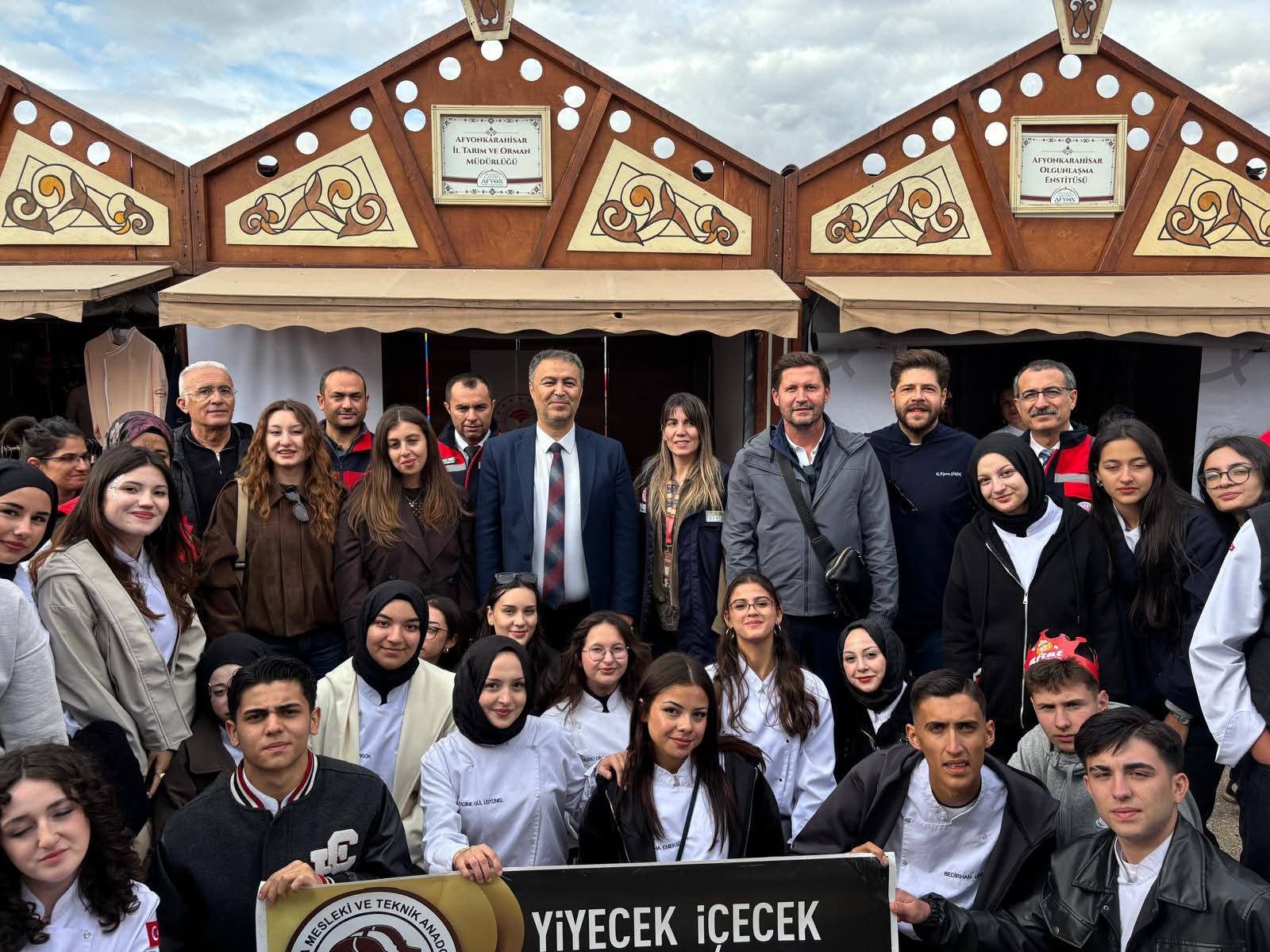 Afyonkarahisar’ın gastronomi kültürünü ulusal ve uluslararası ölçekte buluşturan 8. Uluslararası