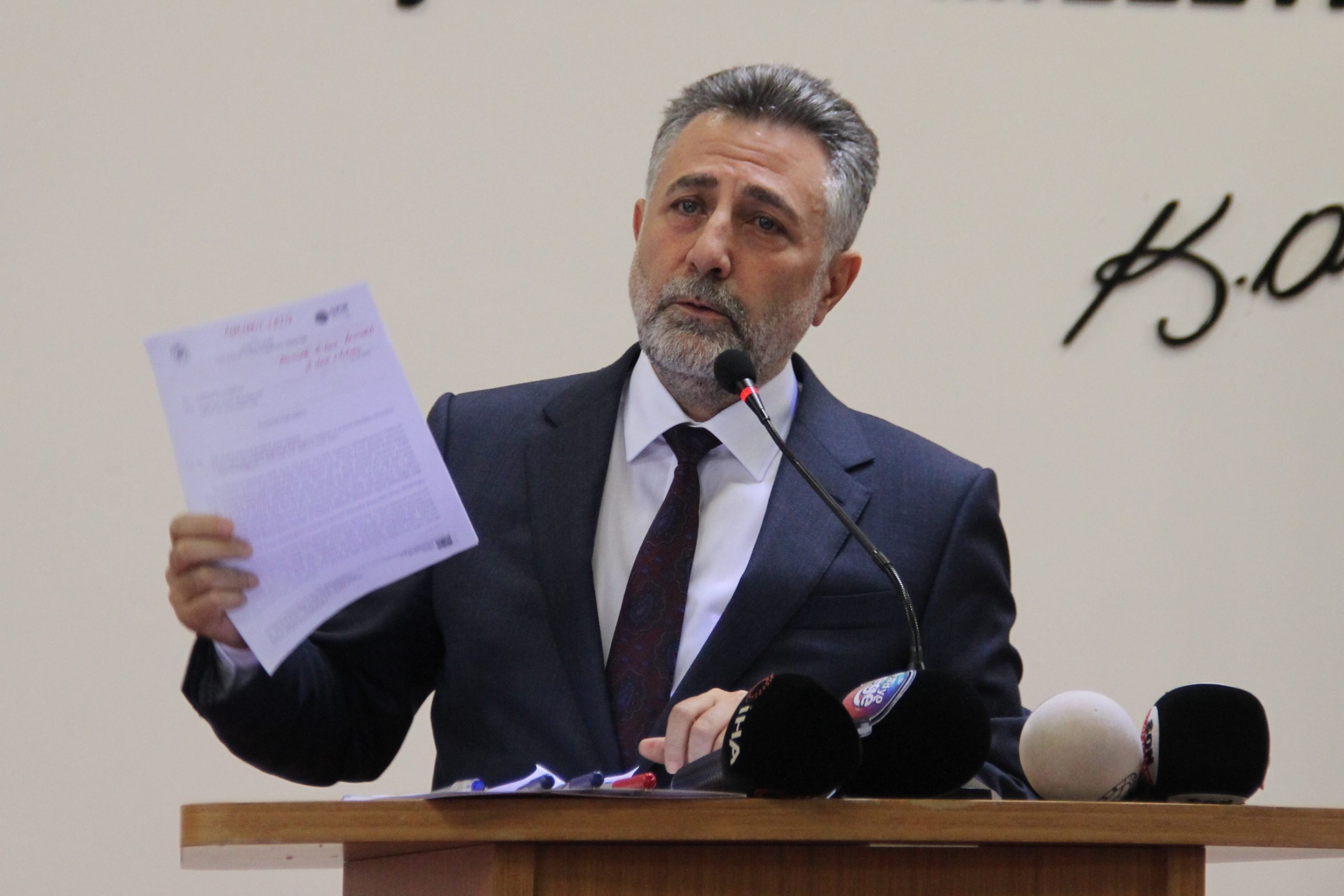 İzmir merkezli 4 ilde, Bayraklı Belediyesi ve iştiraki BAYBEL A.Ş.’ye