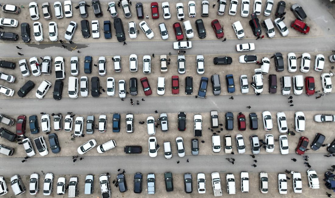 Yıllardır hayalini kurduğu otomobili alan tüketici, aracın kilometresinin düşürüldüğünü öğrenince