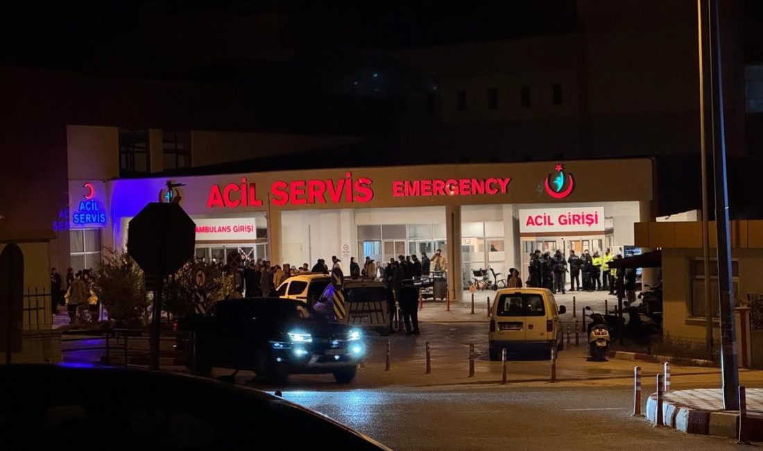 İzmir'in Çeşme ilçesinde, kendileriyle ilişkiye girmeyi reddeden ve daha fazla