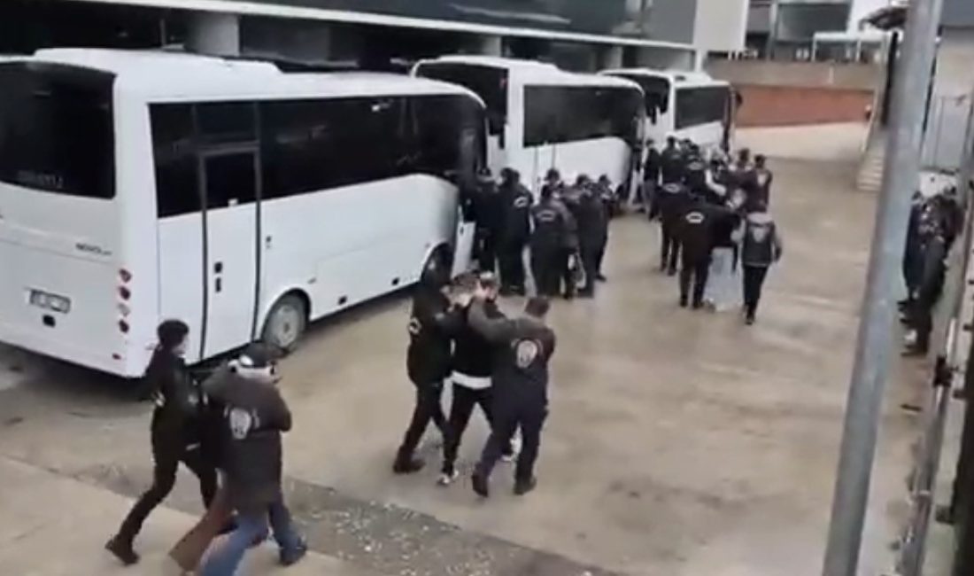 Bursa'da yasa dışı bahis ve kumar sitelerine yönelik yürütülen soruşturma