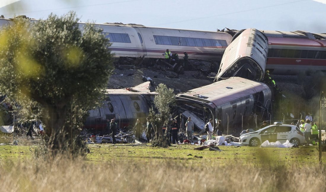 İspanya’da Iryo ve Renfe şirketlerine ait iki hızlı trenin karıştığı