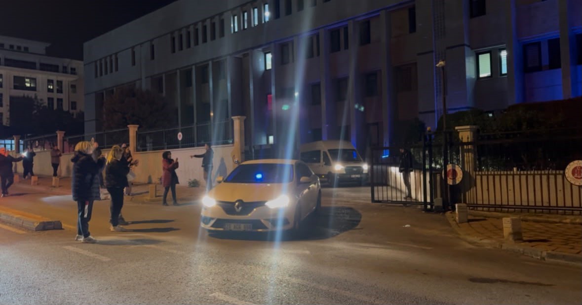 Merkezefendi Belediye Başkanı Şeniz Doğan tutuklandı 2 Merkezefendi Belediye Başkanı Şeniz Doğan tutuklandı
